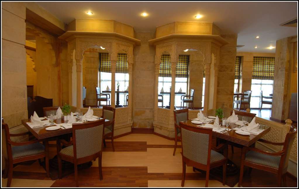 Taj Gorbandh Palace, ג'איסלמר מסעדה תמונה